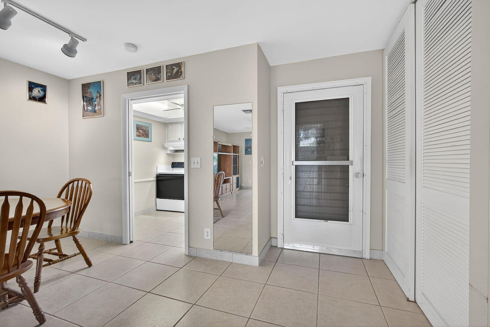 2691 Dudley Drive E A, West Palm Beach, FL 33415 photo 6