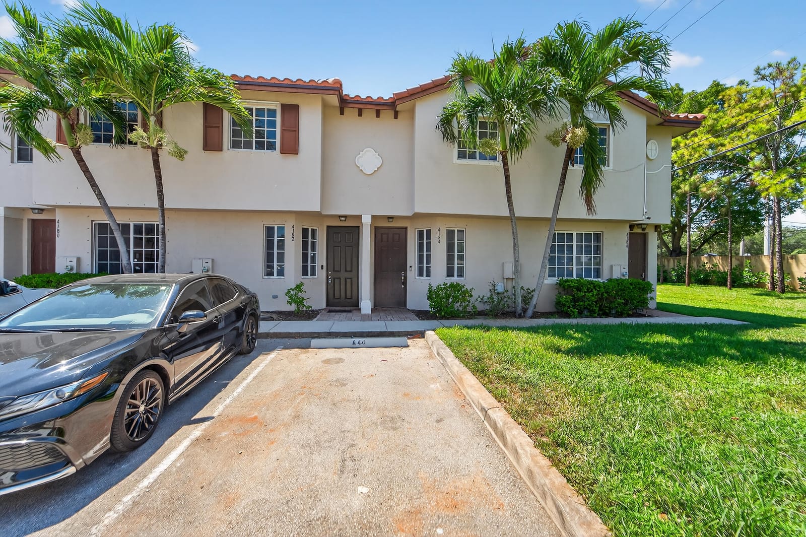 4182 Napoli Lake Drive, Riviera Beach, FL 33410