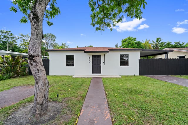 830 NW 131st Street, North Miami, FL 33168