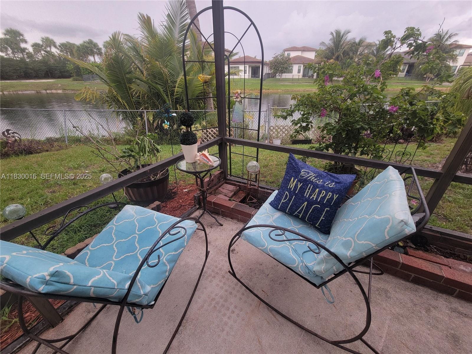 810 SW 113th Terrace, Pembroke Pines, FL 33025