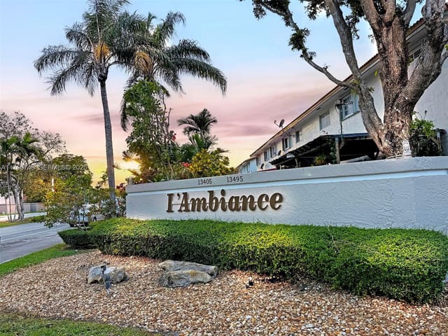 13539 SW 62nd Street 1, sold in Lambiance Townhomes Kenda, Miami, FL