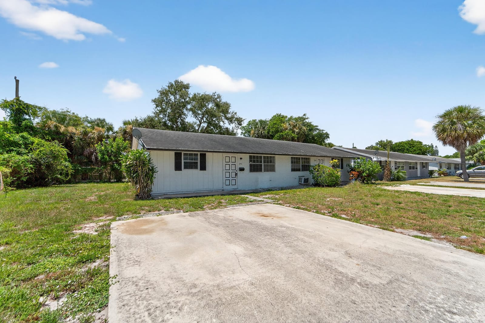 341 Silver Beach Road, Riviera Beach, FL 33403 photo 18