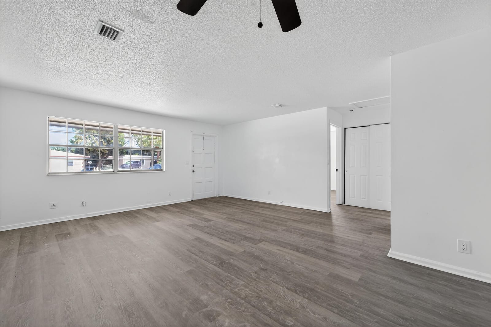 341 Silver Beach Road, Riviera Beach, FL 33403 photo 25