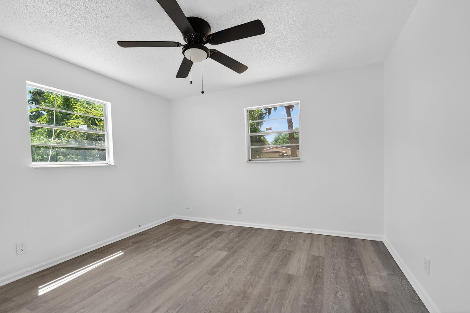 341 Silver Beach Road — photo 8