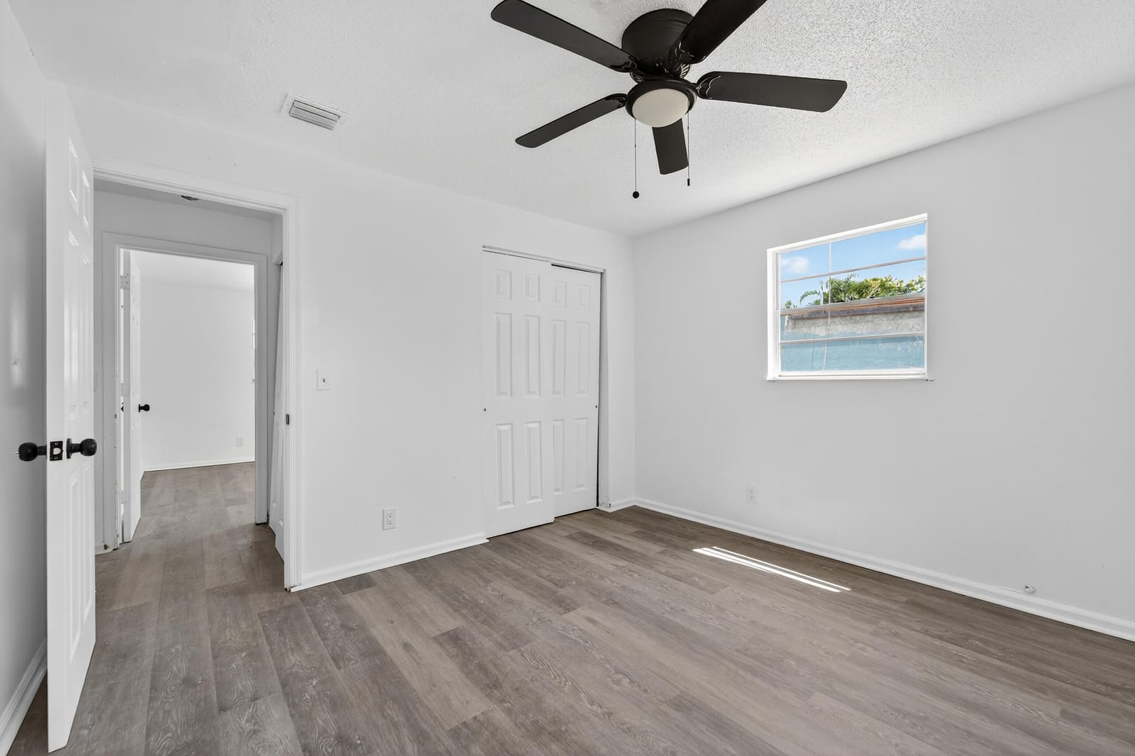 341 Silver Beach Road — photo 9