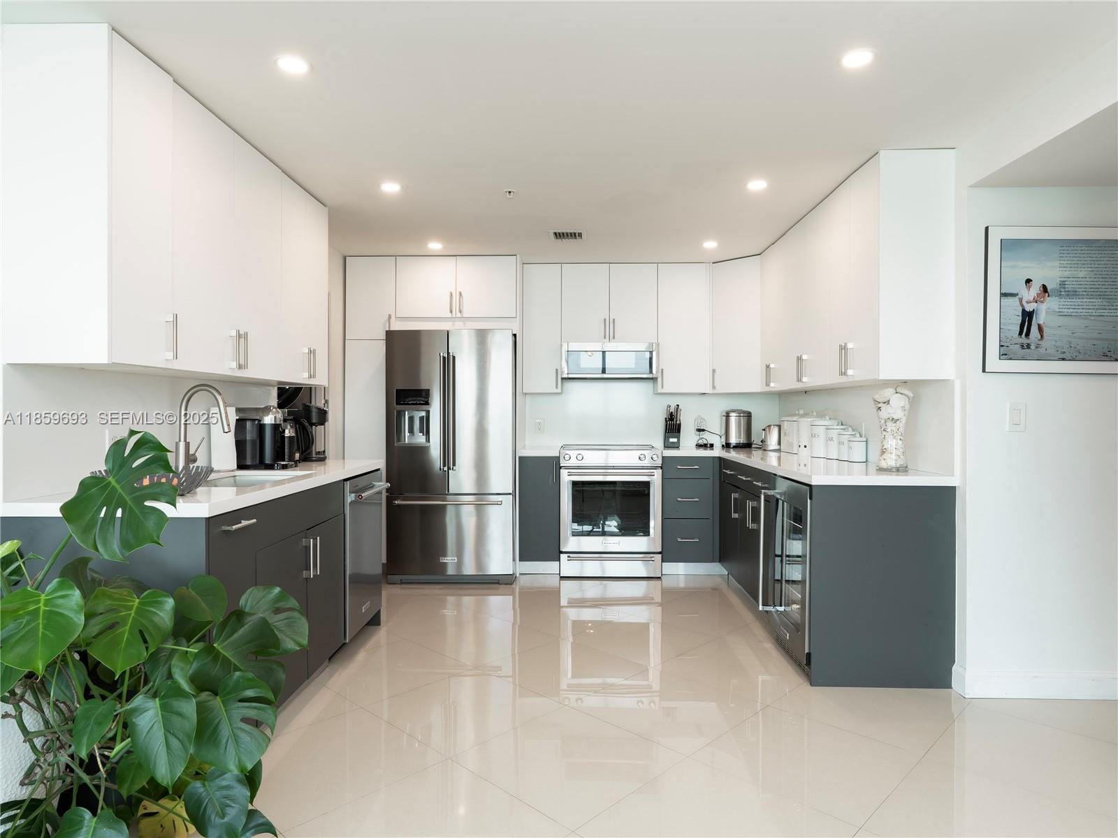 1900 N Bayshore Drive 3712, Miami, FL 33132 photo 5