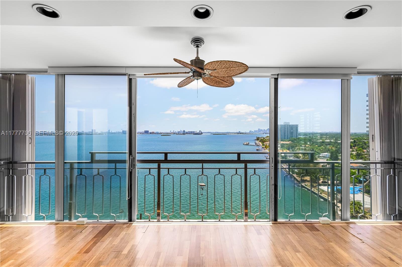 11111 Biscayne Boulevard 16G, Miami, FL 33181 photo 2