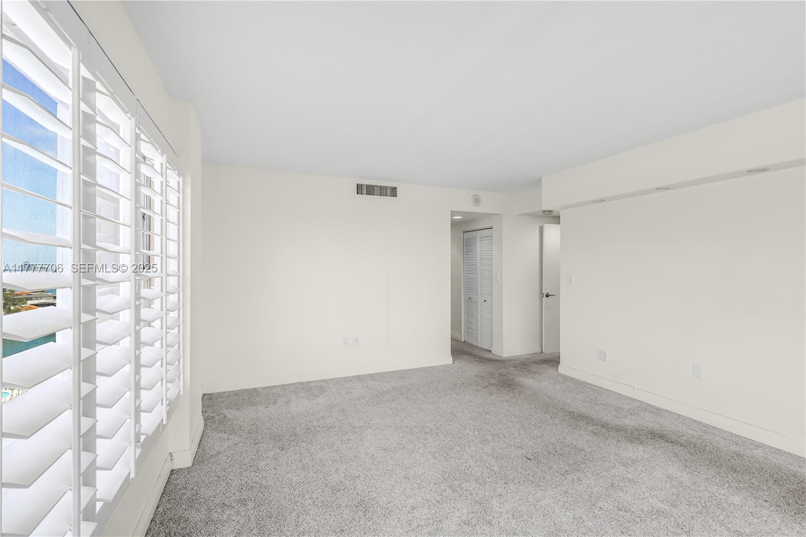 11111 Biscayne Boulevard 16G, Miami, FL 33181 photo 11