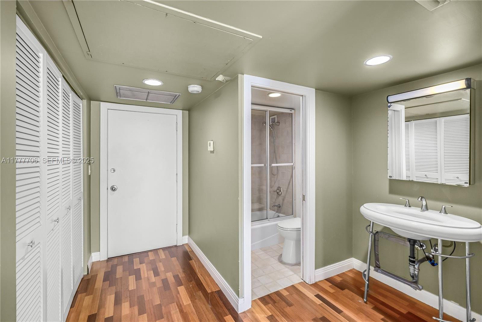 11111 Biscayne Boulevard 16G, Miami, FL 33181 photo 17