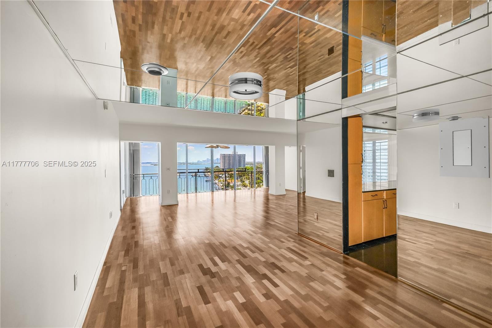 11111 Biscayne Boulevard 16G, Miami, FL 33181 photo 7
