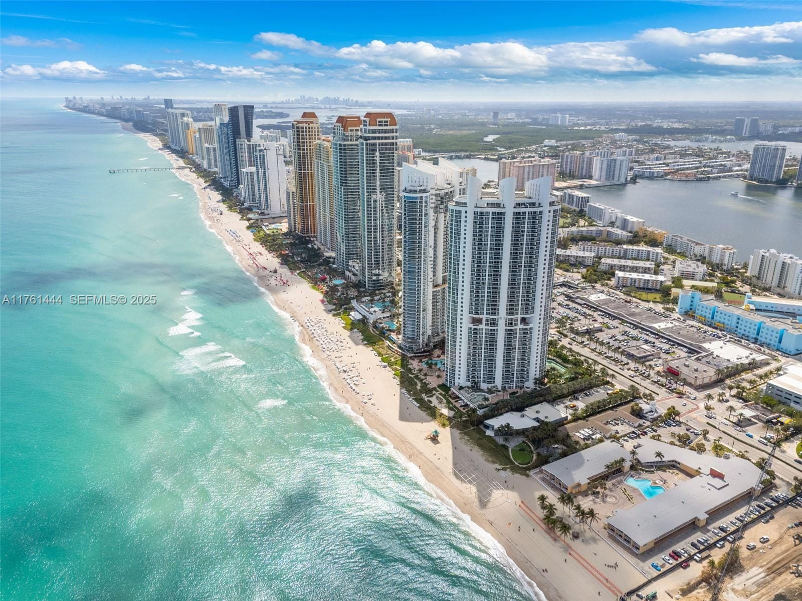 18201 Collins Avenue 3601, Sunny Isles Beach, FL 33160 photo 3