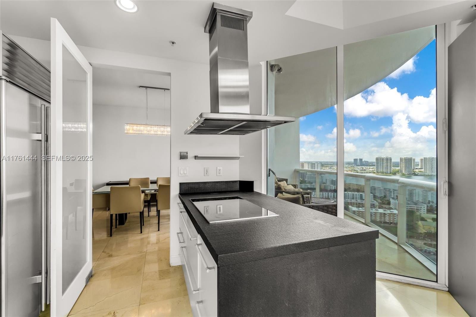 18201 Collins Avenue 3601, Sunny Isles Beach, FL 33160 photo 7