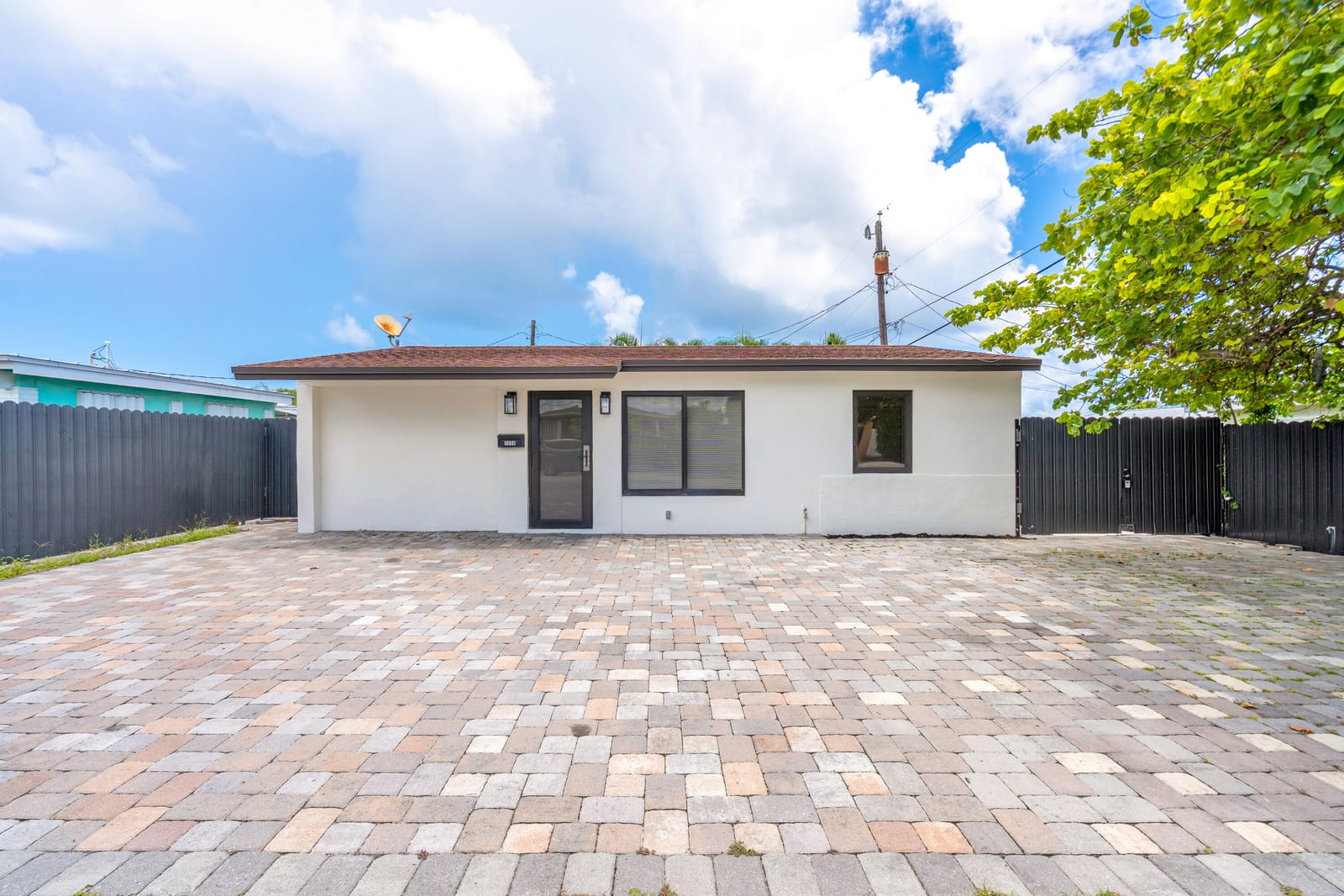 5008 Parker Avenue, West Palm Beach, FL 33405 photo 2