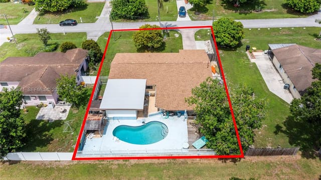 2404 Kelly Court, sold in Orange Blossom Estates, Fort Pierce, FL