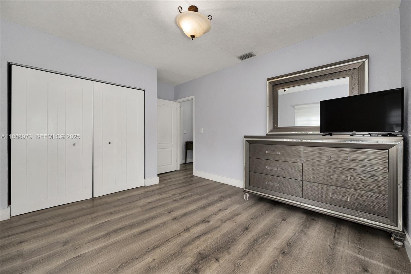 941 NW 40th Avenue, Miami, FL 33126 photo 22