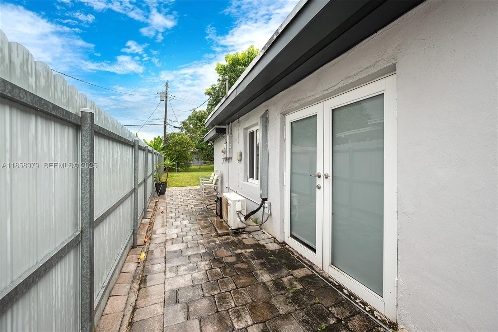 941 NW 40th Avenue, Miami, FL 33126 photo 28