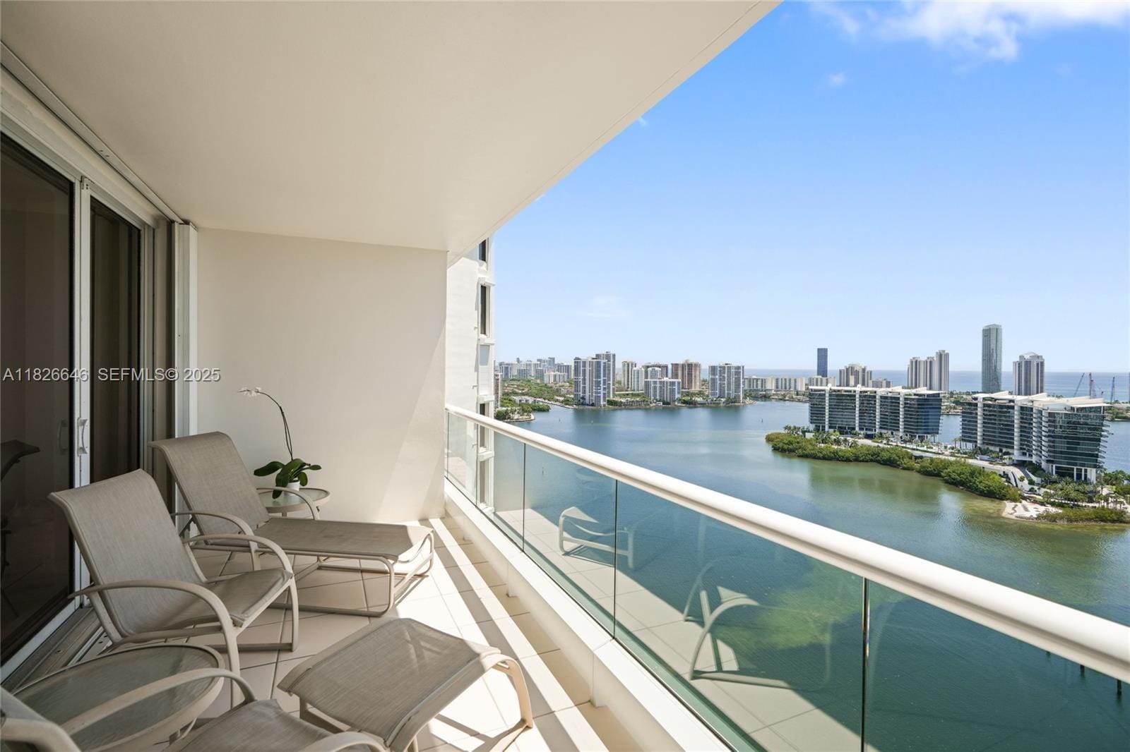 7000 Island Boulevard 2909, Aventura, FL 33160 photo 14