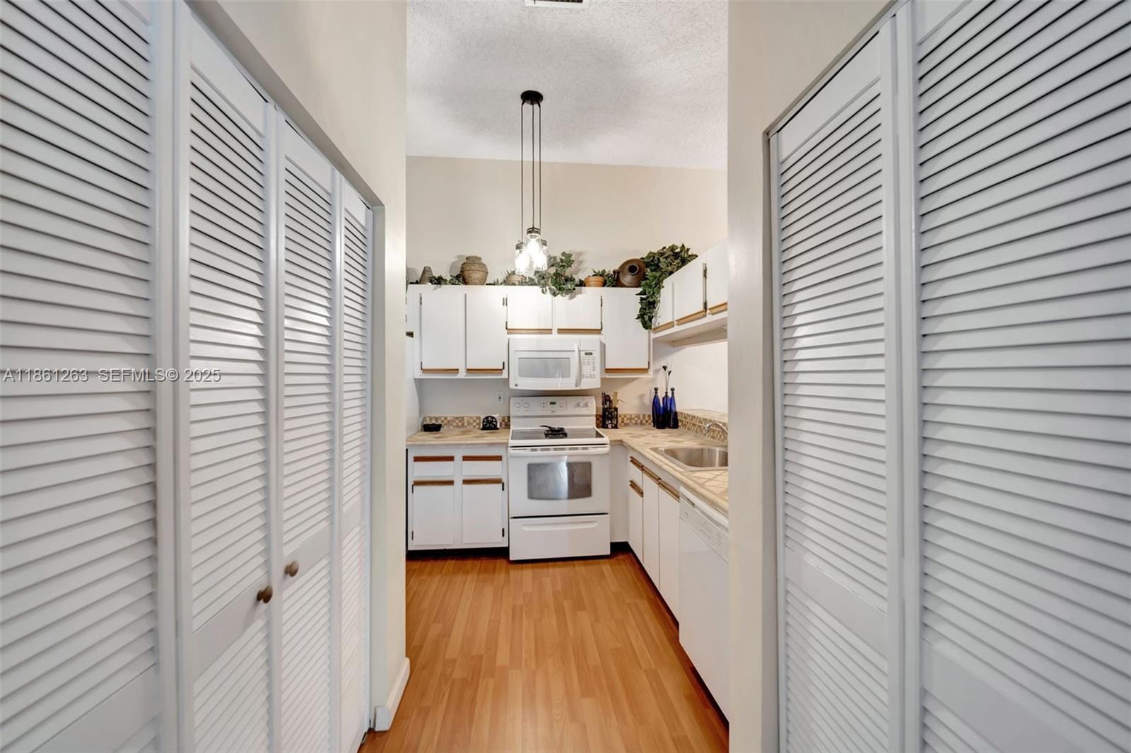 18224 Mediterranean Boulevard 6-1706, Hialeah, FL 33015 photo 29