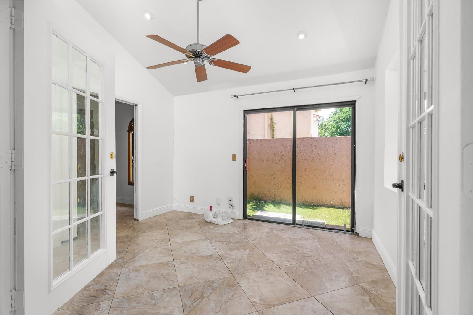 749 NW 40th Terrace, Deerfield Beach, FL 33442 photo 16