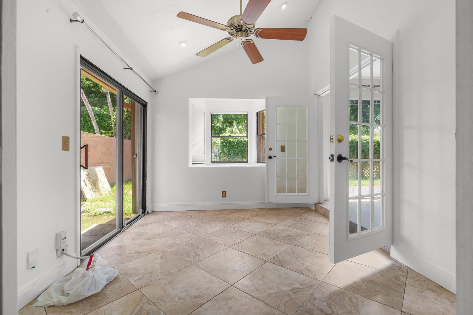 749 NW 40th Terrace, Deerfield Beach, FL 33442 photo 17