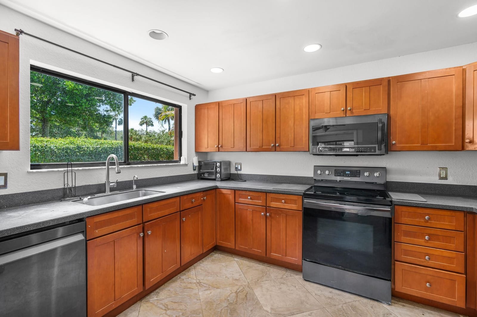 749 NW 40th Terrace, Deerfield Beach, FL 33442 photo 26