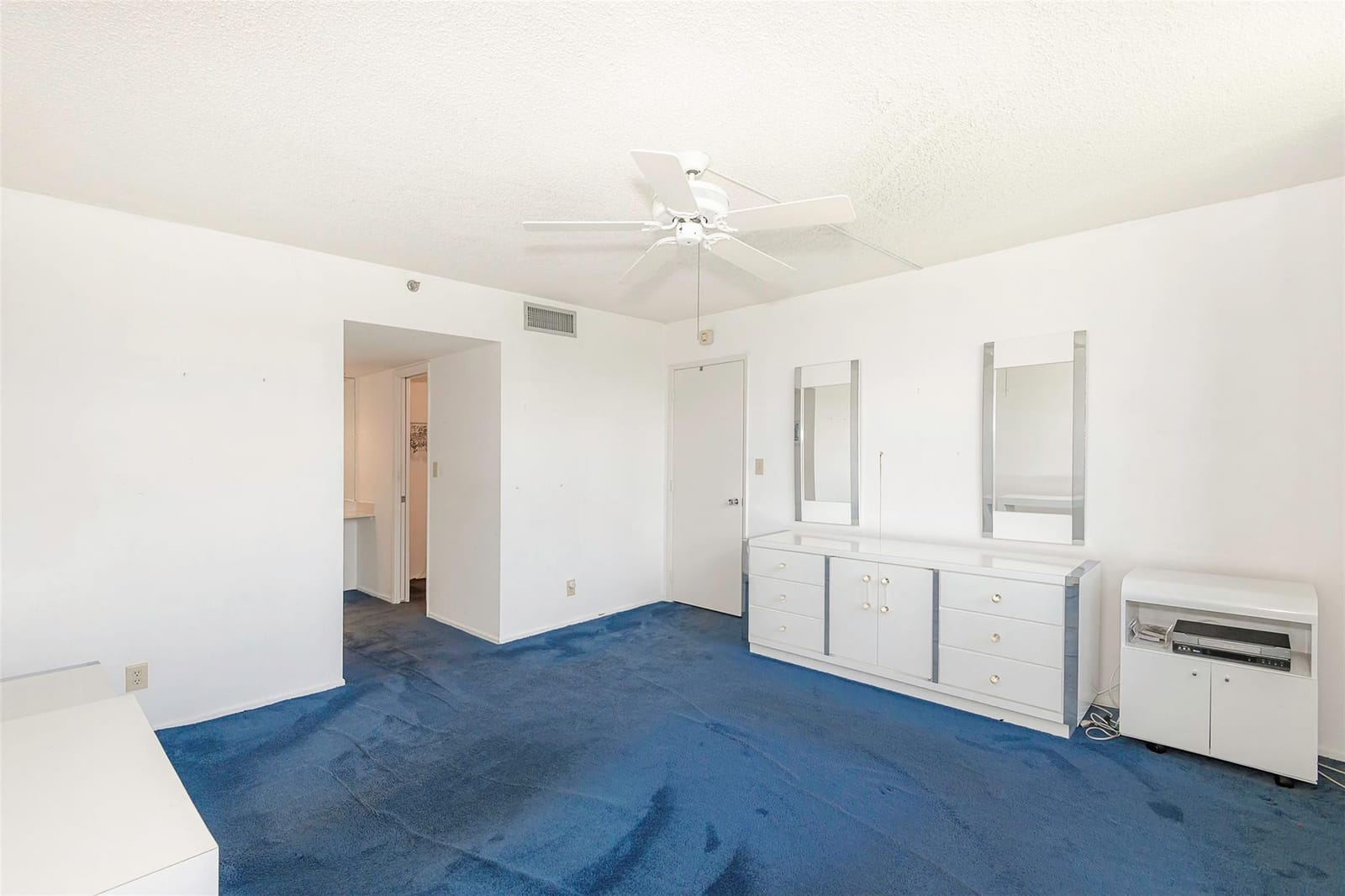 625 Oaks Drive 504 — photo 6