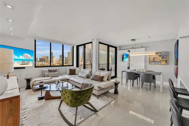 1581 Brickell Avenue 1007, Miami, FL 33129