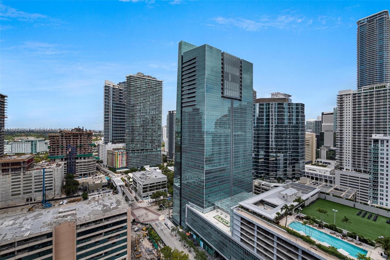 170 SE 14th Street 2805, Miami, FL 33131 photo 18