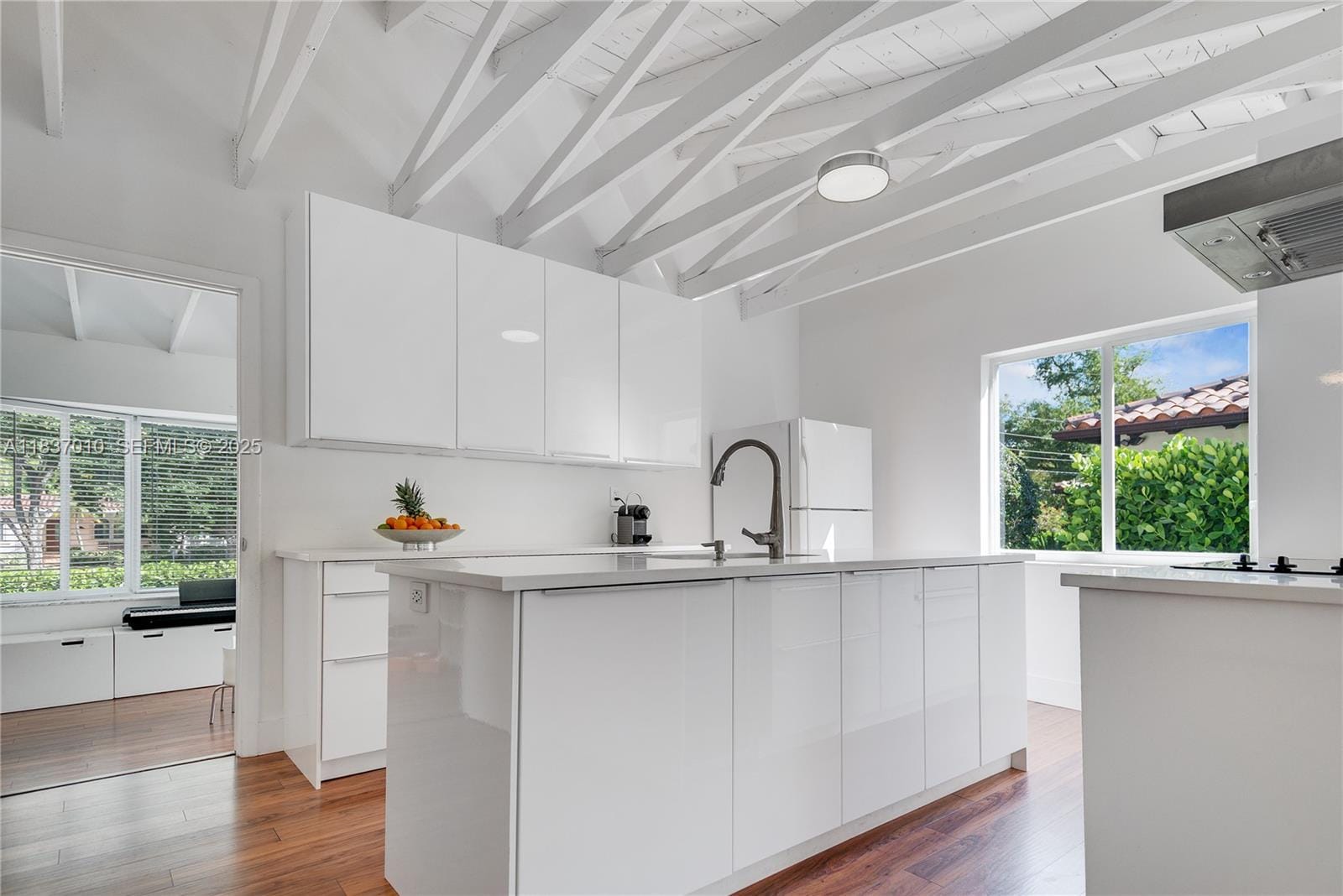 5308 Riviera Drive, Coral Gables, FL 33146 photo 9