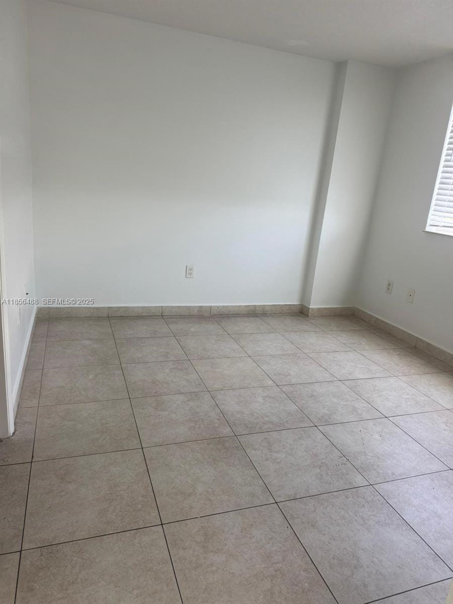 2647 NW 25th Avenue 507, Miami, FL 33142 photo 14