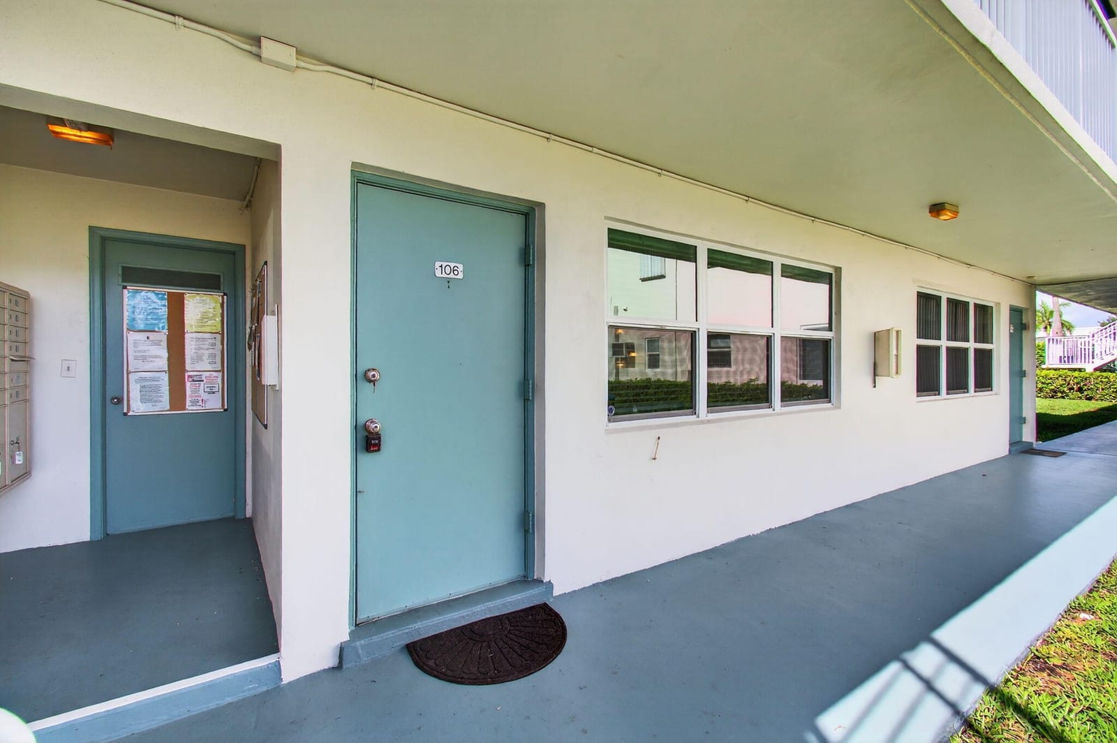 880 Horizons W 106, Boynton Beach, FL 33435 photo 5