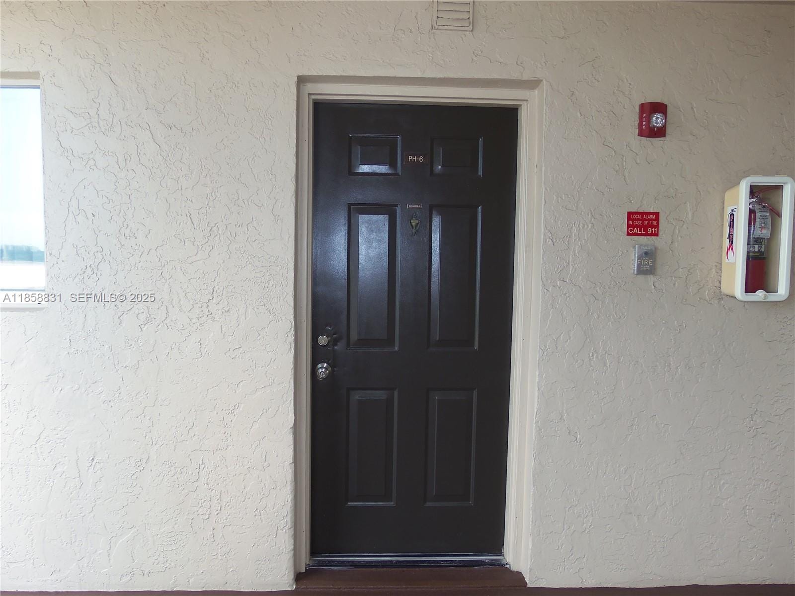 7740 NW 50th Street 506 — photo 4