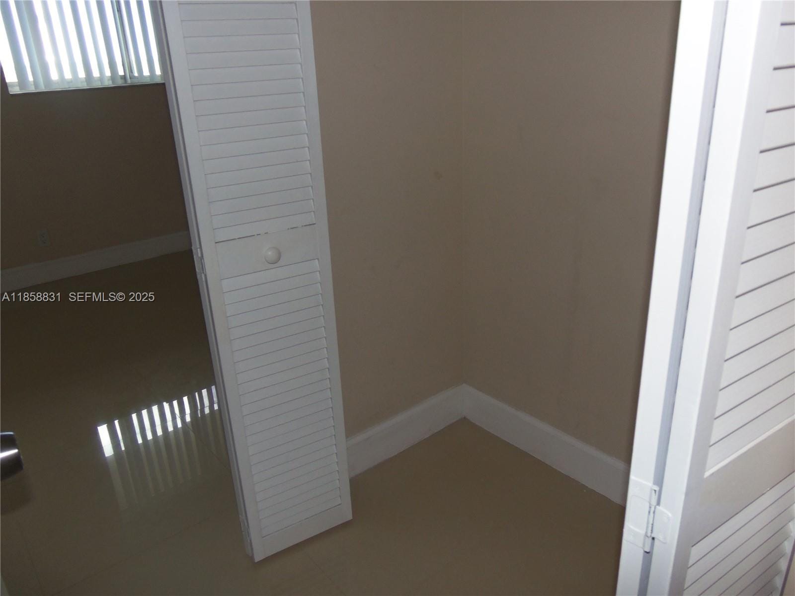 7740 NW 50th Street 506 — photo 9