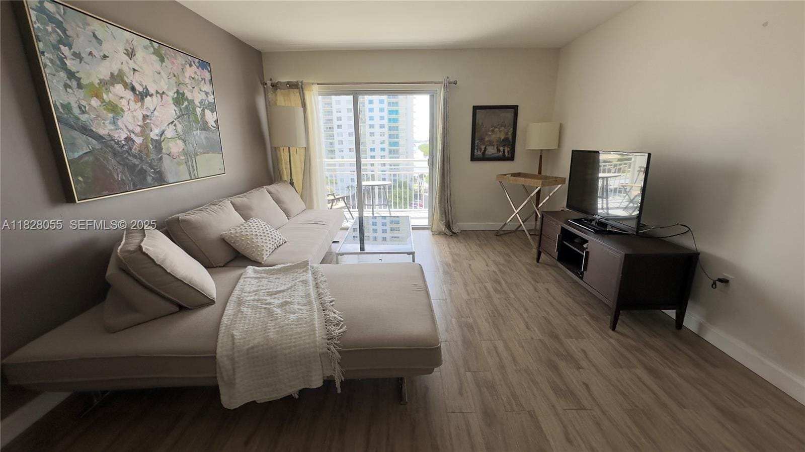 400 Kings Point Drive 820, Sunny Isles Beach, FL 33160