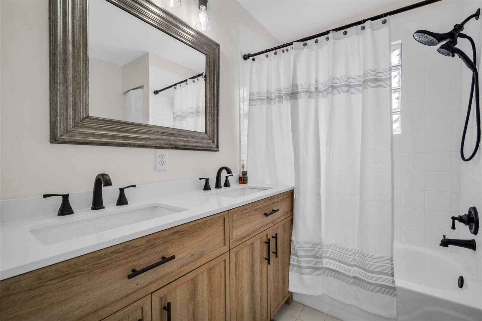 5446 NW 49th Court — photo 4