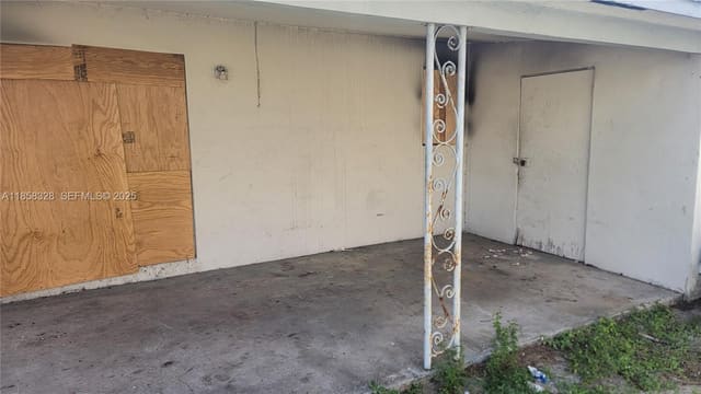 917 W 2nd Street, Riviera Beach, FL 33404
