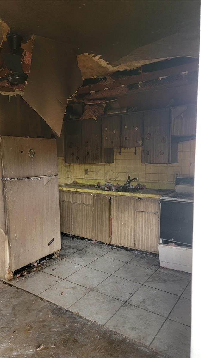 917 W 2nd Street — photo 5