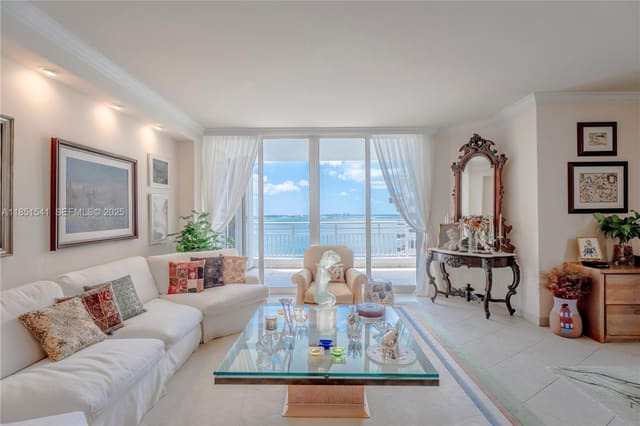 808 Brickell Key Drive 1008, Miami, FL 33131