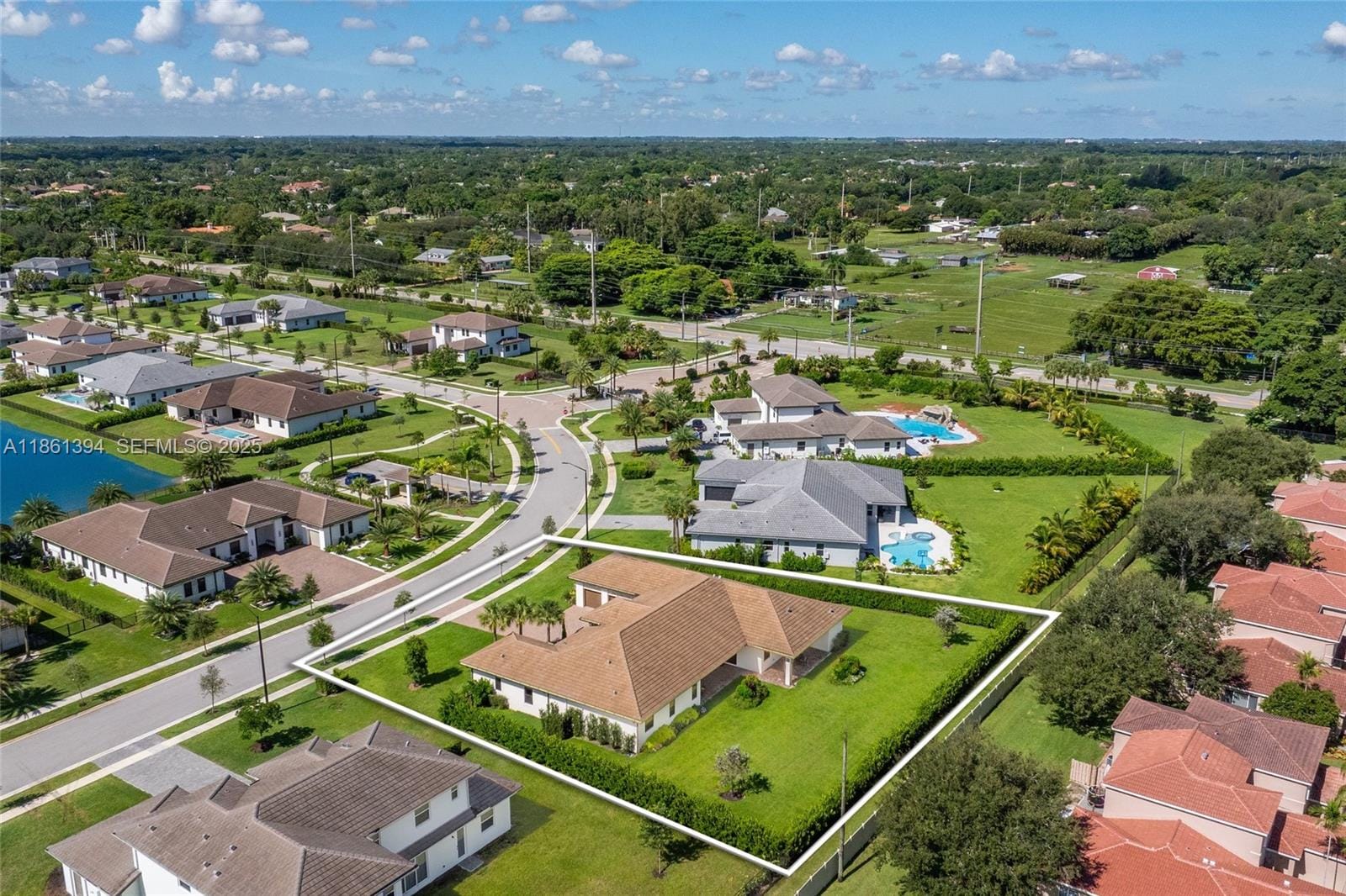 11125 N Sierra Ranch Drive, Davie, FL 33324 photo 2