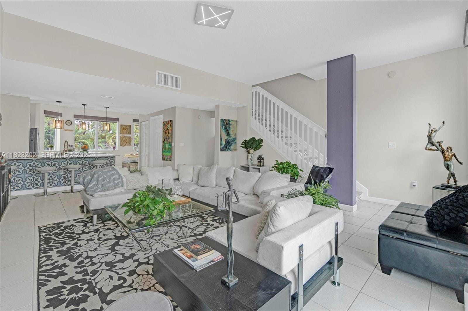 2138 Van Buren Street 605 — photo 8