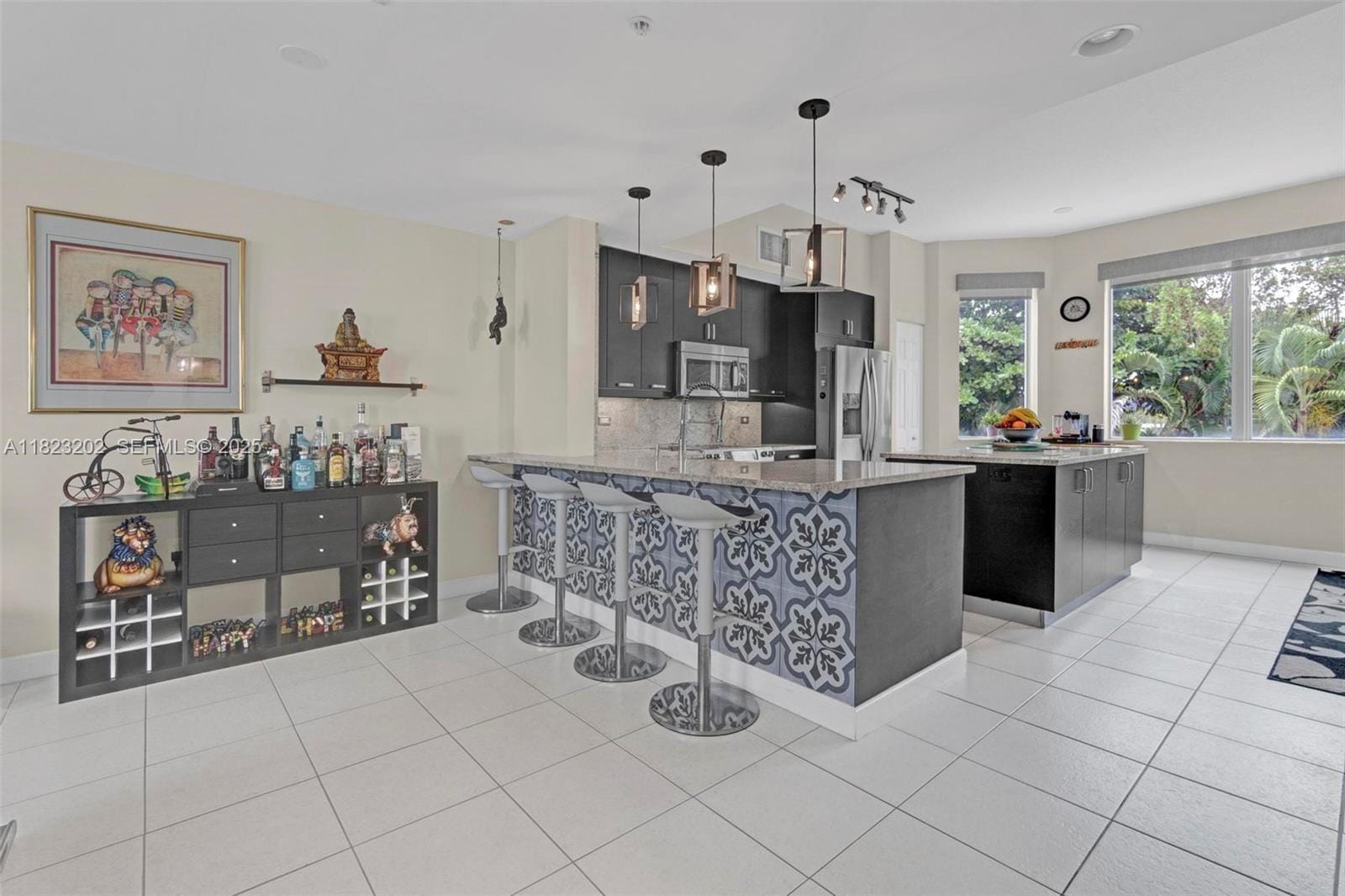 2138 Van Buren Street 605 — photo 10