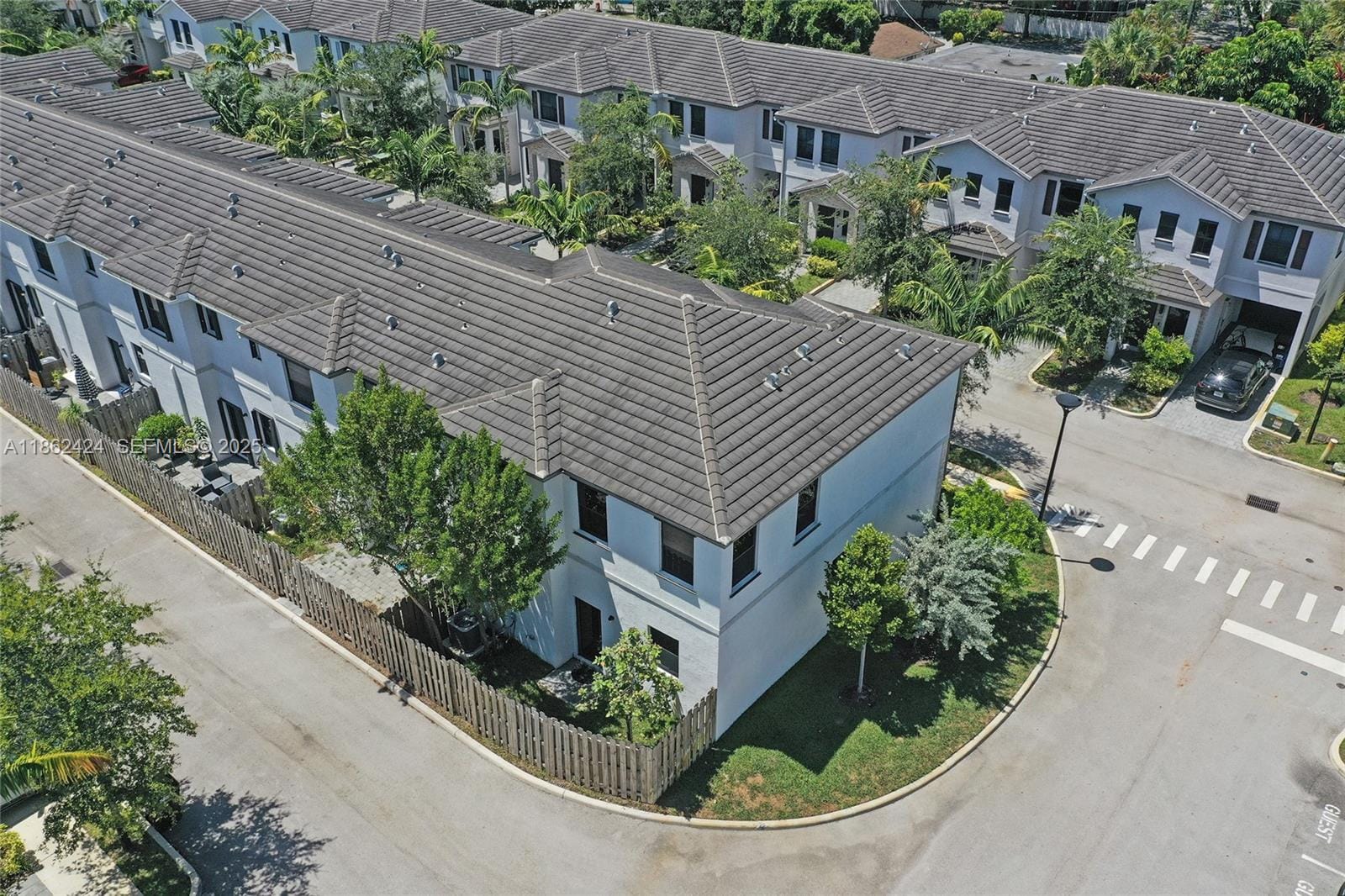 1600 SW 28 Street 0 — photo 3