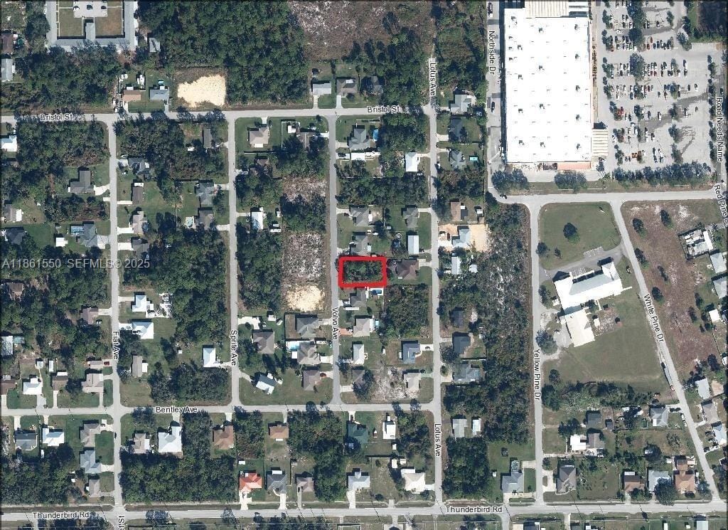 412 Volvo Avenue, Sebring, FL 33872