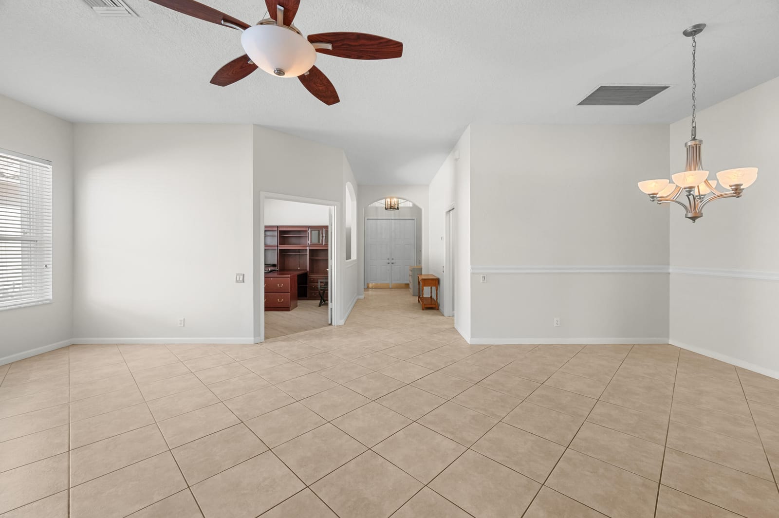 241 NW Toscane Trail, Port St. Lucie, FL 34986 photo 9