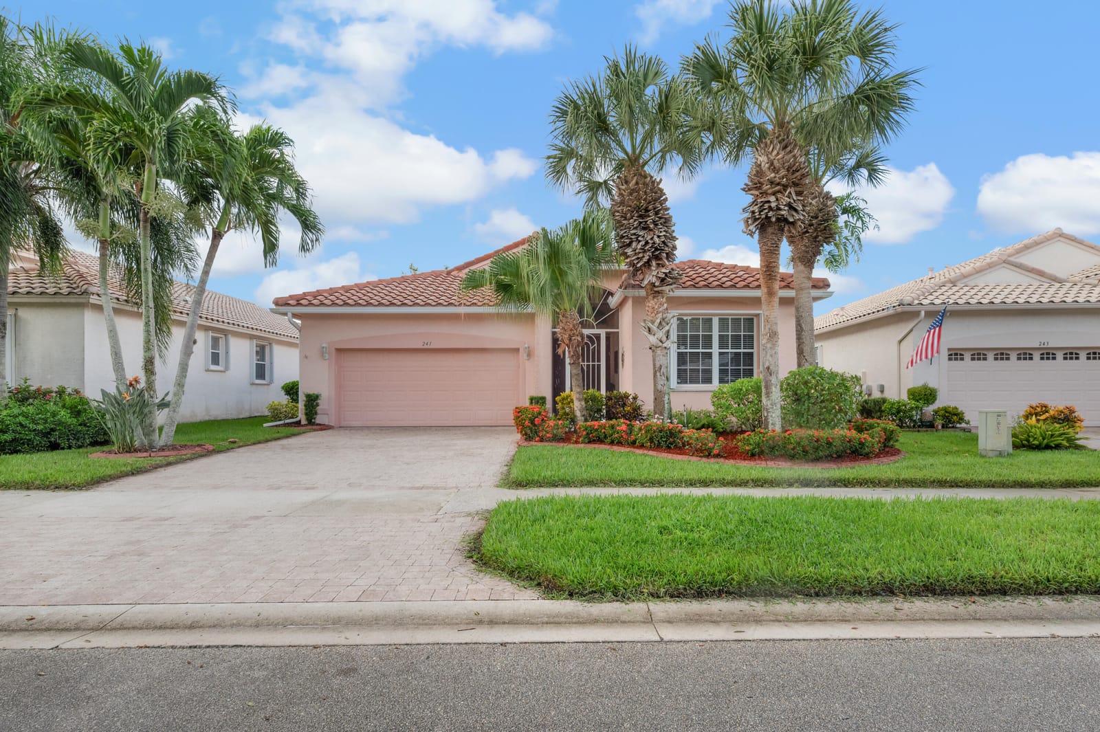 241 NW Toscane Trail, Port St. Lucie, FL 34986