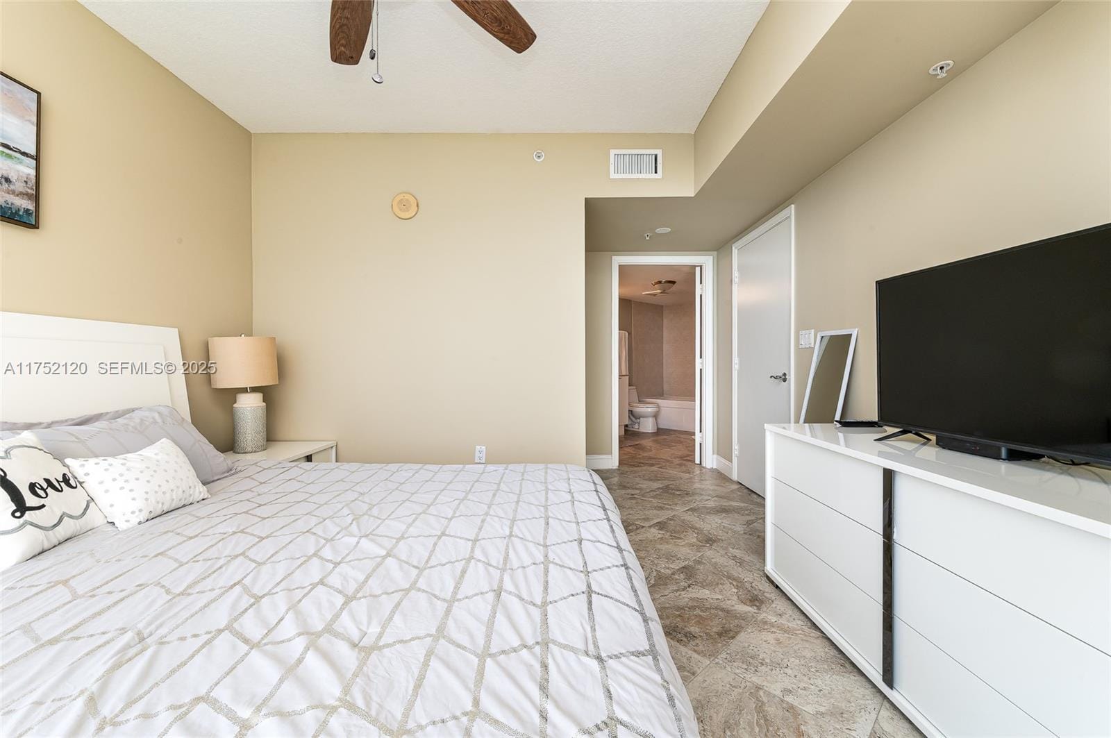 16699 Collins Avenue 3010, Sunny Isles Beach, FL 33160 photo 13