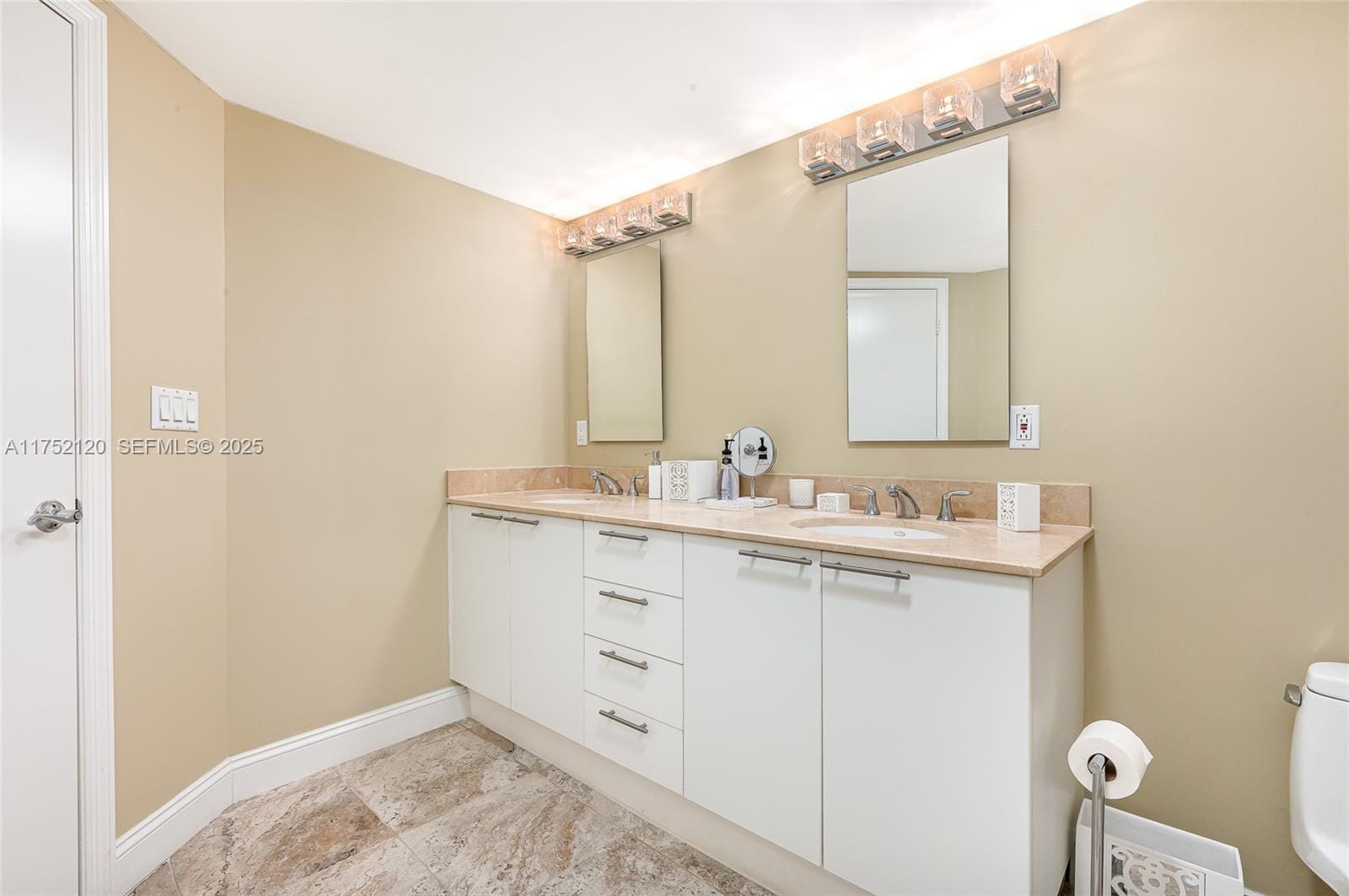 16699 Collins Avenue 3010, Sunny Isles Beach, FL 33160 photo 18