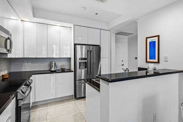 801 S Olive Avenue 1012, West Palm Beach, FL 33401