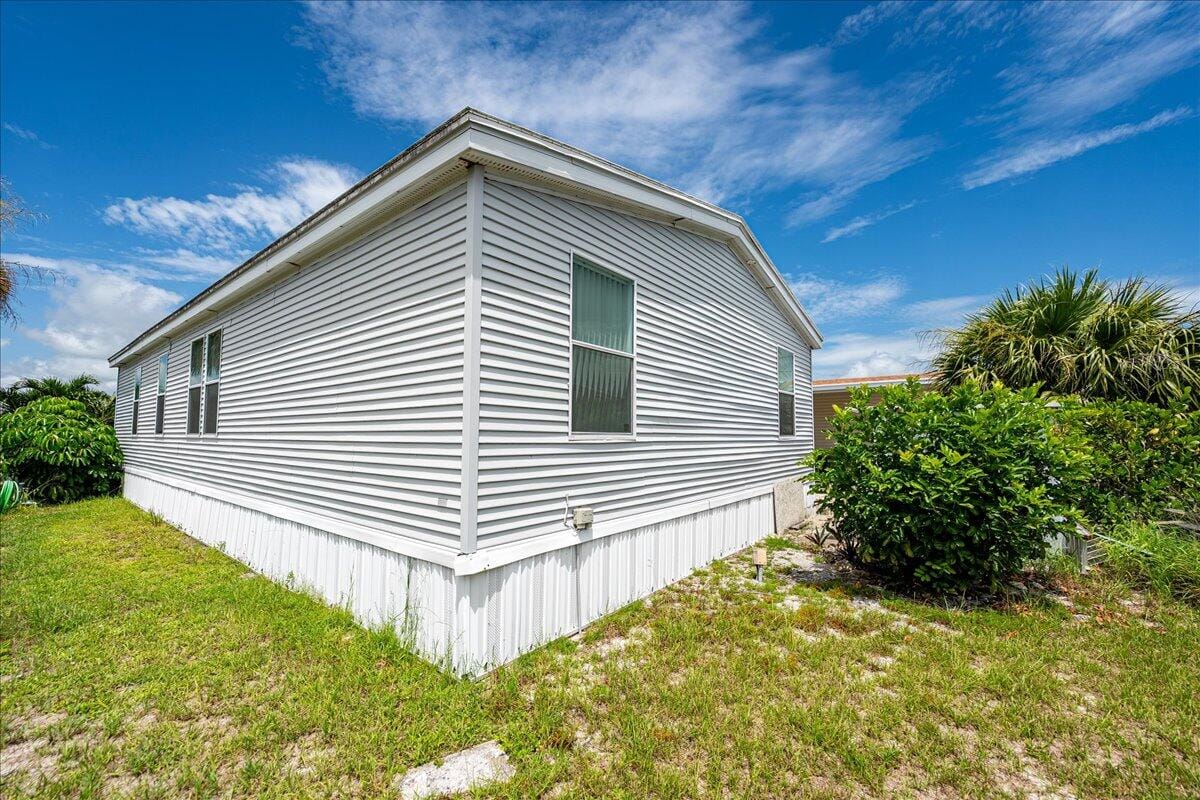 11055 SE Federal Highway 68, Hobe Sound, FL 33455 photo 29
