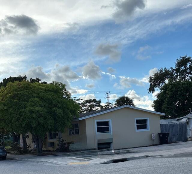 1008 N 6th Avenue — photo 8